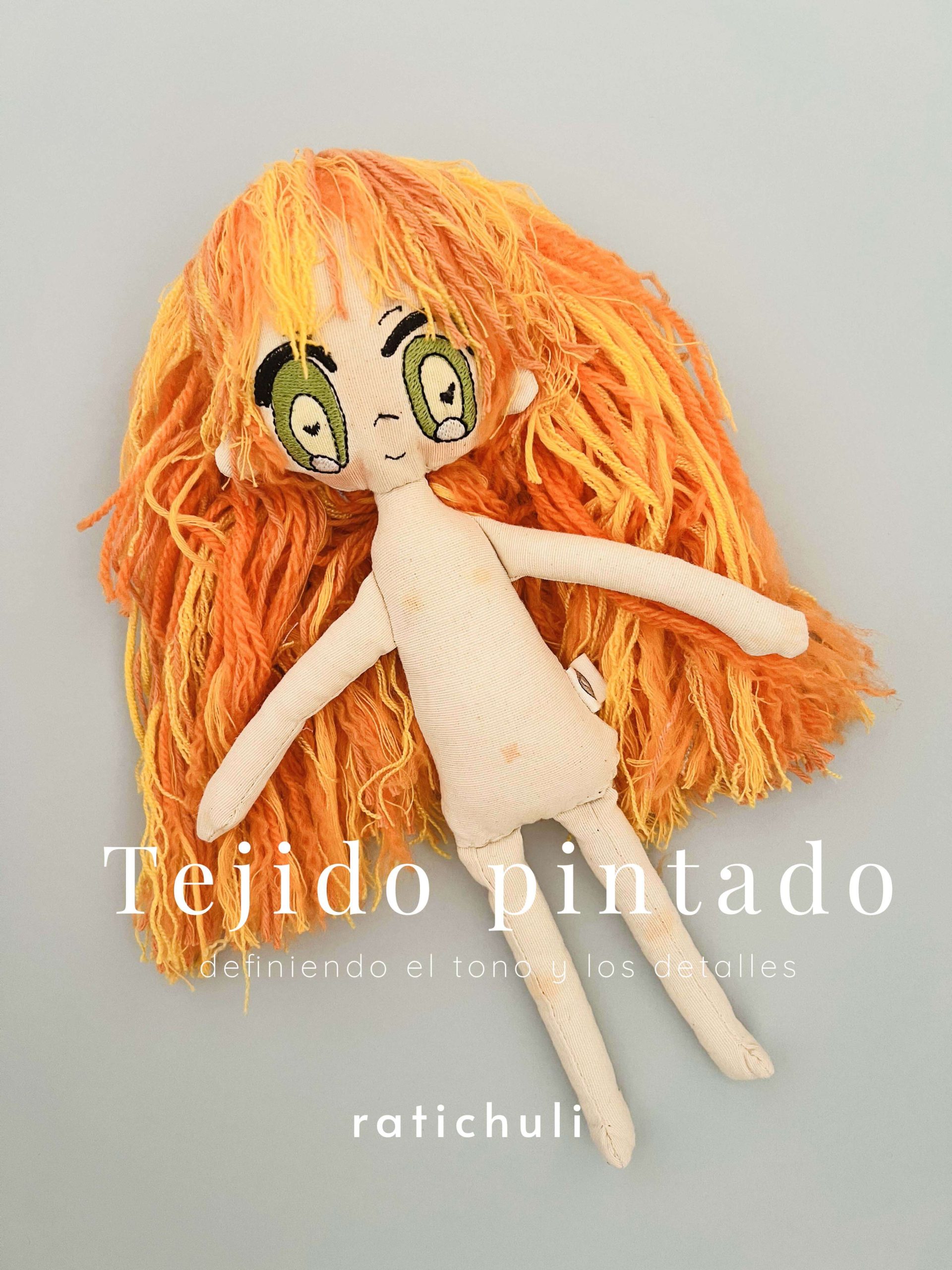 Proceso de muñeca pintada a mano con acuarelas