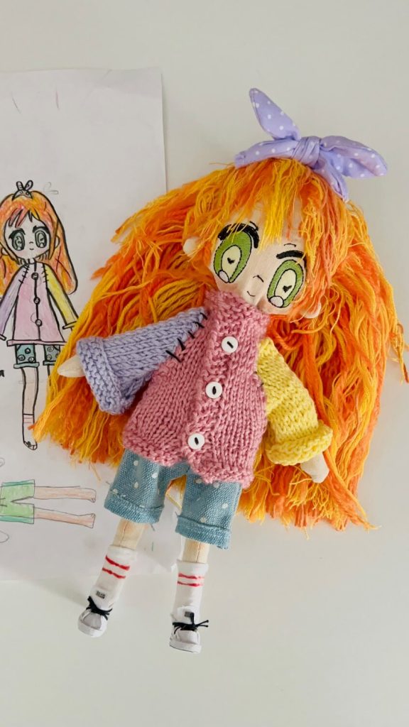 Tu me das un dibujo yo lo convierto en un amigo inseparable de tela.